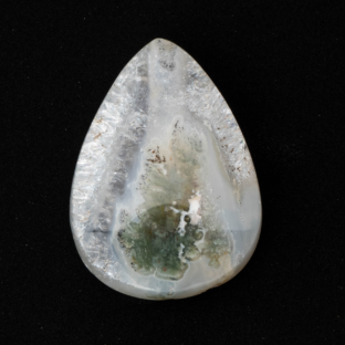 【表情豊かな輝き】 モスアゲート 15.4ct