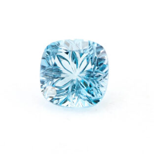 【繊細な彫りとカットが美しい】 ブルートパーズ 5.33ct