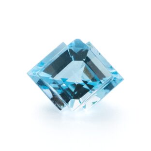 【繊細なカットが美しい】 ブルートパーズ 6.3ct