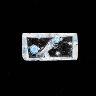 【パライバカラーのインクォーツ】ギラライトインクォーツ 2.85ct