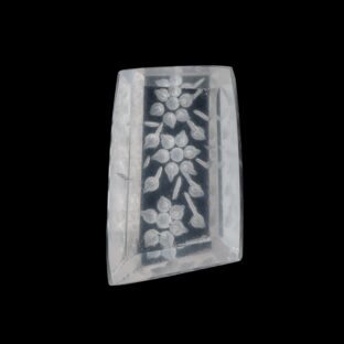 【花模様のインタリオが輝く】ローズクォーツ 34.76ct