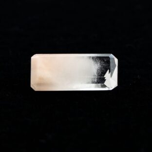 【優しい色合いが麗しい石】アンフィボールインクォーツ 3.45ct