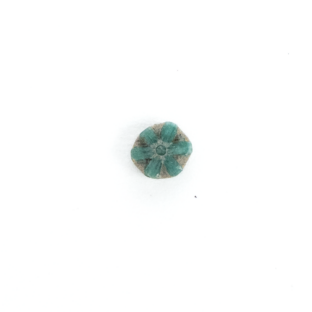コロンビア産 逆トラピッチェエメラルド 0.2ct ルース 白母岩 天然石 5月誕生石 一点物 | 雪景色に咲く一輪の緑の花