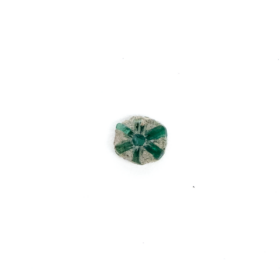 コロンビア産 逆トラピッチェエメラルド 0.2ct ルース 白母岩 天然石 5月誕生石 一点物 | 雪景色に咲く一輪の緑