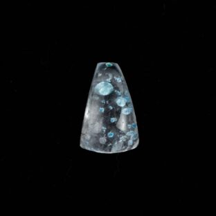 【パライバカラー】ギラライトインクォーツ 1.3ct | 夏を閉じ込めたラムネのしずく