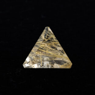 水晶の光とルチルの閃光が重なる、ピラミッドカットのミステリアスな世界｜ルチルクォーツ 9.3ct