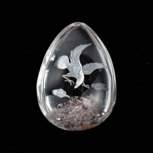 【希少な沈み彫り】インタリオルース 118.15ct｜ガーデンクォーツの森に息づく鳥たちの楽園